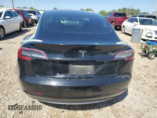 2019 Tesla Model 3 Mid Range z VIN 5YJ3E1EA7KF484369, wystawiony jako Copart lot #51605785 z przebiegiem 101 452 mil mil oraz Nie do naprawy • Non repairable. Historia ofert i sprzedaży dostępna na DreamBid. Obrazek 6.