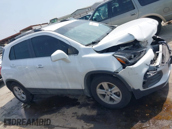 2020 Chevrolet Trax LT with VIN KL7CJLSB2LB009170, listed as a IAAI auction lot 42285508 with 40,936 mi miles and . Bid and sale history available at DreamBid. Image 13.