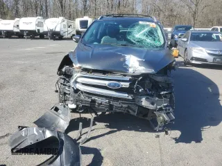 2017 Ford Escape Titanium with VIN 1FMCU9J99HUB91050, listed as a Copart auction lot 50407245 with 40,242 mi miles and Salvage Title. Bid and sale history available at carsss.com. Image 5.