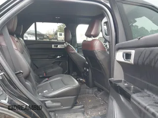 2022 Ford Explorer Platinum with VIN 1FM5K8HC5NGA35754, listed as a IAAI auction lot 41334528 with 65,772 mi miles. Bid and sale history available at carsss.com. Image 8.