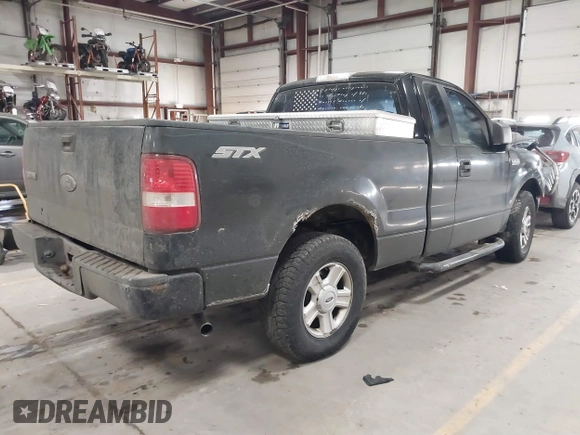 2005 Ford F-150 XL with VIN 1FTRF12265KE88523, listed as a IAAI auction lot 41446716 with 173,866 mi miles. Bid and sale history available at carsss.com. Image 4.