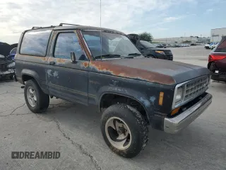 1986 Ford Bronco with VIN 1FMBU14T0GUC11348, listed as a Copart auction lot 57818175 with 54,971 mi miles and Clean title. Bid and sale history available at DreamBid. Image 4.