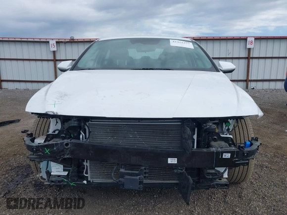 2024 Hyundai Elantra SEL with VIN KMHLS4DG6RU696600, listed as a IAAI auction lot 42421377 with 11,944 mi miles and . Bid and sale history available at DreamBid. Image 13.