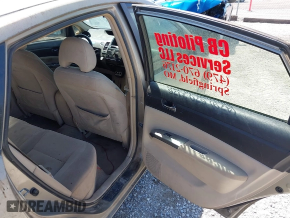 2005 Toyota Prius with VIN JTDKB20U053031398, listed as a IAAI auction lot 42082883 with 1 mi miles. Bid and sale history available at carsss.com. Image 8.