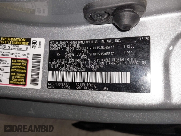2021 Toyota Sienna XLE with VIN 5TDYRKEC8MS012536, listed as a IAAI auction lot 41690219 with 86,823 mi miles. Bid and sale history available at carsss.com. Image 9.