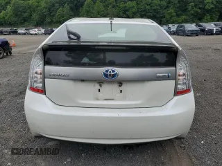 2014 Toyota Prius with VIN JTDKN3DPXE3058125, listed as a Copart auction lot 62286135 with Not provided miles and Salvage title. Bid and sale history available at DreamBid. Image 6.