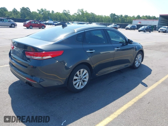 2016 Kia Optima EX с VIN 5XXGU4L37GG008718, выставлен на аукционе IAAI как лот 42542783 с пробегом 135 308 миль миль и . История ставок и продаж доступна на DreamBid. Изображение 4.