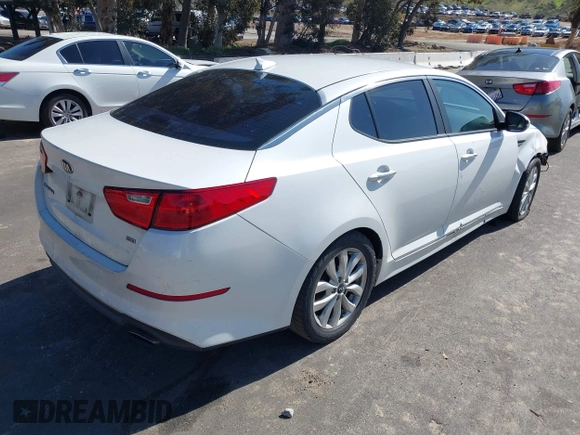2015 Kia Optima LX with VIN KNAGM4A72F5616233, listed as a IAAI auction lot 41824232 with 163,006 mi miles. Bid and sale history available at carsss.com. Image 4.