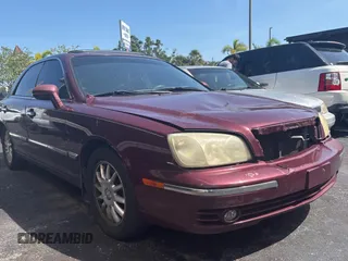 2005 Hyundai XG z VIN KMHFU45E95A381631, wystawiony jako Copart lot #57705005 z przebiegiem 202 730 mil mil oraz Tytuł czysty. Historia ofert i sprzedaży dostępna na DreamBid. Obrazek 1.