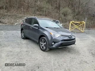 2018 Toyota RAV4 XLE with VIN JTMRFREV6JJ720655, listed as a Copart auction lot 52198195 with 178,274 mi miles and Salvage Title. Bid and sale history available at carsss.com. Image 14.