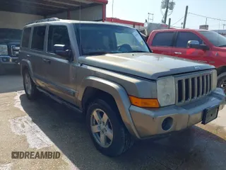 2006 Jeep Commander with VIN 1J8HH48K36C232424, listed as a IAAI auction lot 41950150 with 358,947 mi miles. Bid and sale history available at carsss.com. Image 1.