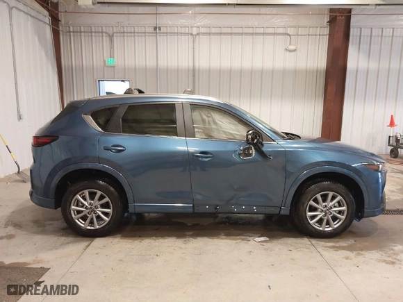 2024 Mazda CX-5 2.5 S Carbon Edition with VIN JM3KFBCM4R0371295, listed as a IAAI auction lot 41046330 with 7,133 mi miles. Bid and sale history available at carsss.com. Image 13.