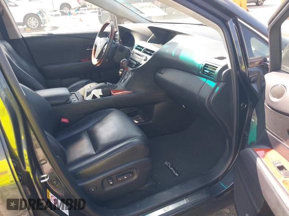 2010 Lexus RX 450h with VIN JTJBC1BA2A2003920, listed as a IAAI auction lot 42127344 with 147,015 mi miles and . Bid and sale history available at DreamBid. Image 5.