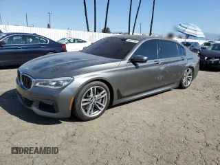 2016 BMW 7 Series 750i z VIN WBA7F0C51GGM20448, wystawiony jako Copart lot #44822165 z przebiegiem 113 159 mil mil oraz Szkoda całkowita • Salvage title. Historia ofert i sprzedaży dostępna na DreamBid. Obrazek 1.