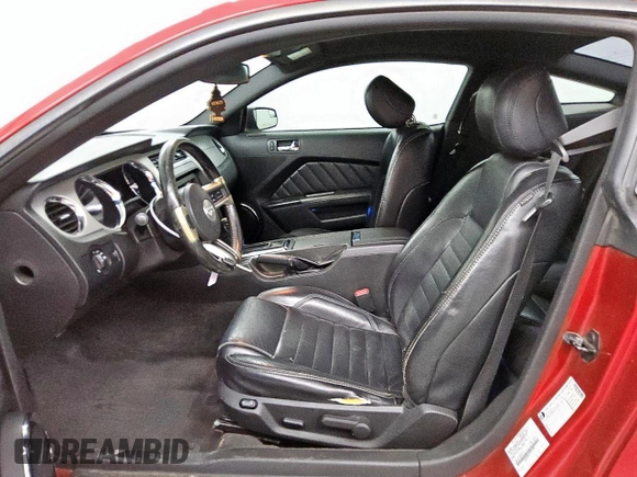2013 Ford Mustang V6 with VIN 1ZVBP8AM5D5241286, listed as a Copart auction lot 59552325 with 204,939 mi miles and Clean title. Bid and sale history available at DreamBid. Image 7.