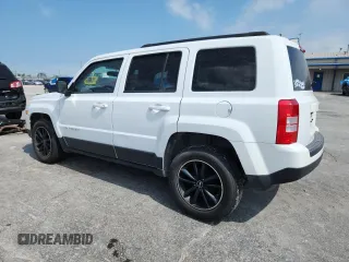 2017 Jeep Patriot Sport SE with VIN 1C4NJPBA7HD122697, listed as a Copart auction lot 57987315 with 136,757 mi miles and Salvage title. Bid and sale history available at DreamBid. Image 2.