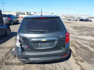 2017 Chevrolet Equinox LS z VIN 2GNALBEK7H1577908, wystawiony jako IAAI lot #42110052 z przebiegiem 112 573 mil mil oraz . Historia ofert i sprzedaży dostępna na DreamBid. Obrazek 16.