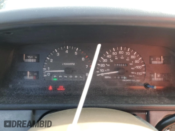 1997 Toyota T100 DX z VIN JT4TN12D3V0036552, wystawiony jako Copart lot #77829724 z przebiegiem 230 069 mil mil oraz Czysty tytuł • Clean title. Historia ofert i sprzedaży dostępna na DreamBid. Obrazek 9.