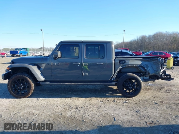 2022 Jeep Gladiator High Altitude with VIN 1C6HJTFGXNL124571, listed as a IAAI auction lot 41272140 with 14,198 mi miles and . Bid and sale history available at DreamBid. Image 15.