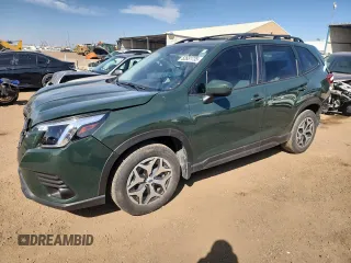 2022 Subaru Forester Premium z VIN JF2SKAEC8NH441607, wystawiony jako Copart lot #52651735 z przebiegiem 31 761 mil mil oraz Szkoda całkowita • Salvage title. Historia ofert i sprzedaży dostępna na DreamBid. Obrazek 1.