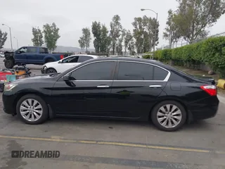 2014 Honda Accord EX-L with VIN 1HGCR2F81EA208824, listed as a IAAI auction lot 42040076 with 177,706 mi miles and . Bid and sale history available at carsss.com. Image 14.