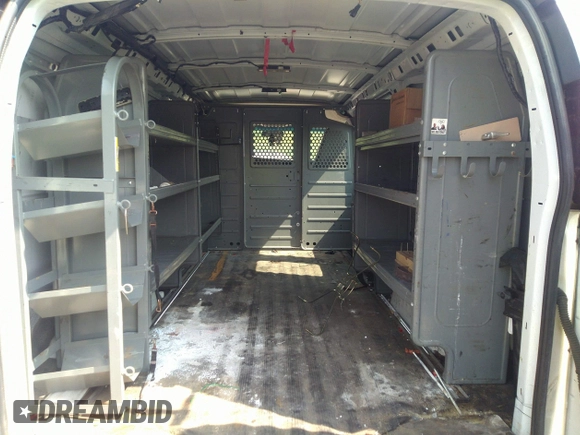 2017 Chevrolet Express Cargo with VIN 1GCWGAFF9H1172928, listed as a IAAI auction lot 42406058 with 190,885 mi miles and . Bid and sale history available at DreamBid. Image 18.