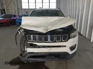 2019 Jeep Compass Latitude with VIN 3C4NJCBB9KT654889, listed as a IAAI auction lot 41406193 with 151,958 mi miles and . Bid and sale history available at DreamBid. Image 12.