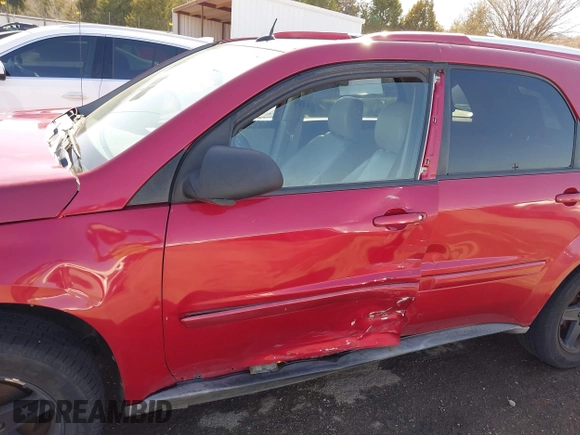 2005 Chevrolet Equinox LT with VIN 2CNDL73F156203779, listed as a IAAI auction lot 41765059 with 207,951 mi miles. Bid and sale history available at carsss.com. Image 6.
