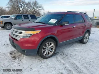2013 Ford Explorer XLT with VIN 1FM5K8D89DGB15459, listed as a IAAI auction lot 41240935 with 172,199 mi miles. Bid and sale history available at carsss.com. Image 17.