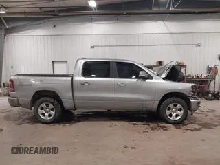 2019 Ram 1500 Big Horn/Lone Star with VIN 1C6SRFFT0KN800331, listed as a IAAI auction lot 41366628 with 184,842 mi miles. Bid and sale history available at carsss.com. Image 13.
