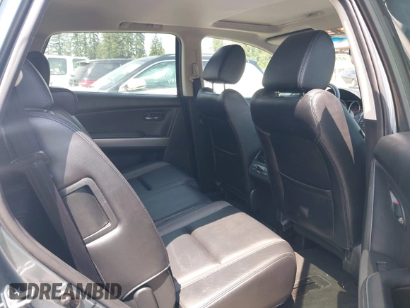 2010 Mazda CX-9 Touring z VIN JM3TB3MV5A0220905, wystawiony jako IAAI lot #42566018 z przebiegiem 158 152 mil mil oraz . Historia ofert i sprzedaży dostępna na DreamBid. Obrazek 8.