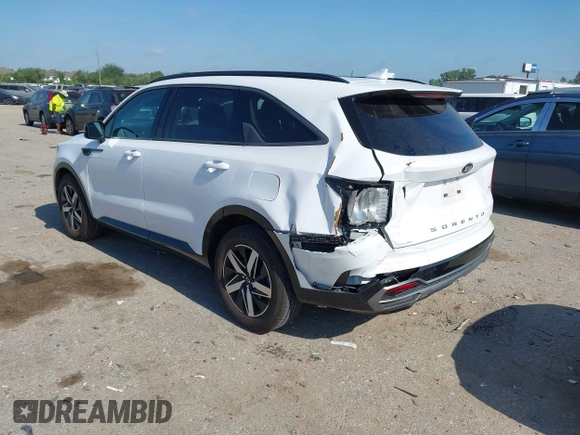 2021 Kia Sorento S with VIN 5XYRL4LC1MG002786, listed as a IAAI auction lot 42253503 with 90,893 mi miles and . Bid and sale history available at DreamBid. Image 3.