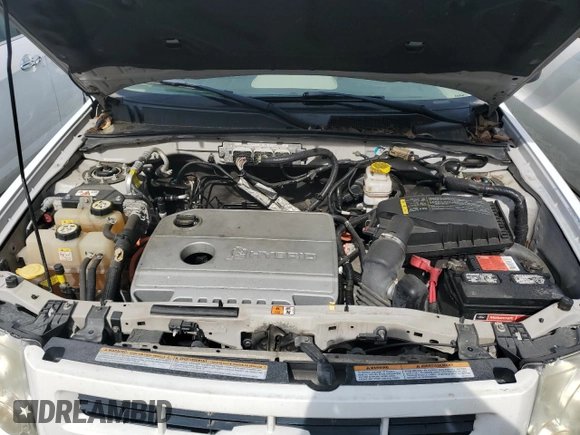 2011 Ford Escape Hybrid with VIN 1FMCU5K34BKA94201, listed as a Copart auction lot 73773474 with 116,089 mi miles and Clean title. Bid and sale history available at DreamBid. Image 12.