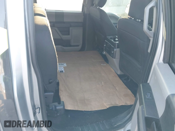 2020 Ford F-150 XL with VIN 1FTEW1CP6LKD42922, listed as a IAAI auction lot 41698709 with 131,218 mi miles. Bid and sale history available at carsss.com. Image 8.