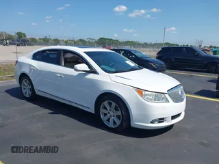 2012 Buick LaCrosse Leather z VIN 1G4GC5E33CF350242, wystawiony jako IAAI lot #42231224 z przebiegiem 92 036 mil mil oraz . Historia ofert i sprzedaży dostępna na DreamBid. Obrazek 1.