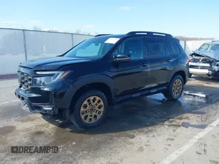 2022 Honda Passport TrailSport z VIN 5FNYF8H63NB015562, wystawiony jako IAAI lot #41914797 z przebiegiem 58 084 mil mil oraz . Historia ofert i sprzedaży dostępna na DreamBid. Obrazek 2.