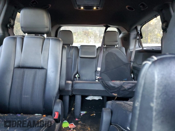 2015 Chrysler Town & Country S with VIN 2C4RC1HG5FR627653, listed as a Copart auction lot 87235414 with 103,684 mi miles and Salvage Title. Bid and sale history available at DreamBid. Image 10.