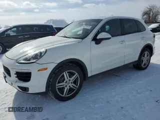 2015 Porsche Cayenne S with VIN WP1AB2A22FLA57722, listed as a Copart auction lot 44231515 with 330,701 mi miles and Clean title. Bid and sale history available at DreamBid. Image 1.