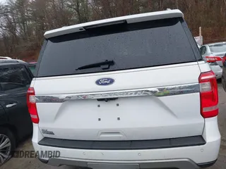 2019 Ford Expedition XLT with VIN 1FMJU1JT0KEA84331, listed as a IAAI auction lot 41800516 with 41,282 mi miles. Bid and sale history available at carsss.com. Image 17.
