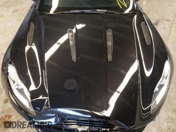 2017 Aston Martin DB11 z VIN SCFRMFAV9HGL02951, wystawiony jako Copart lot #53633992 z przebiegiem 28 066 mil mil oraz . Historia ofert i sprzedaży dostępna na DreamBid. Obrazek 7.