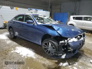 2022 BMW 3 Series 330i xDrive with VIN 3MW5R7J02N8C69694, listed as a Copart auction lot 45008325 with 0 mi miles and Salvage Title. Bid and sale history available at carsss.com. Image 4.