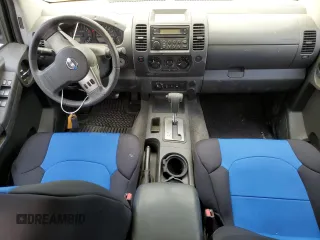 2005 Nissan Xterra SE z VIN 5N1AN08WX5C620712, wystawiony jako Copart lot #57815735 z przebiegiem 203 340 mil mil oraz Szkoda całkowita • Salvage title. Historia ofert i sprzedaży dostępna na DreamBid. Obrazek 8.