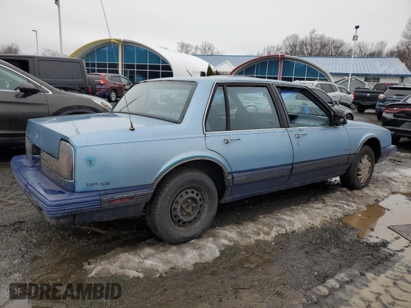 1991 Oldsmobile Delta z VIN 1G3HN54C3M1807067, wystawiony jako Copart lot #46126225 z przebiegiem 192 687 mil mil oraz Szkoda całkowita • Salvage title. Historia ofert i sprzedaży dostępna na DreamBid. Obrazek 3.