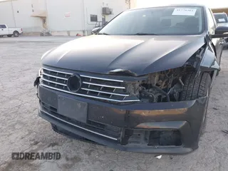 2016 Volkswagen Passat 1.8T R-Line w/Comfort Pkg with VIN 1VWAS7A33GC018434, listed as a IAAI auction lot 41770301 with 151,169 mi miles. Bid and sale history available at carsss.com. Image 6.