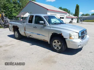 2006 Dodge Dakota SLT with VIN 1D7HW42N26S557531, listed as a IAAI auction lot 42811210 with 122,358 mi miles and . Bid and sale history available at DreamBid. Image 1.