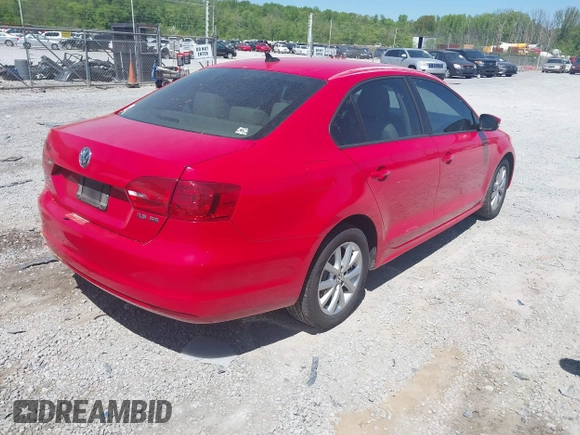 2012 Volkswagen Jetta Sedan SE w/Convenience with VIN 3VWDX7AJOCM340325, listed as a IAAI auction lot 42053766 with 171,254 mi miles. Bid and sale history available at carsss.com. Image 4.