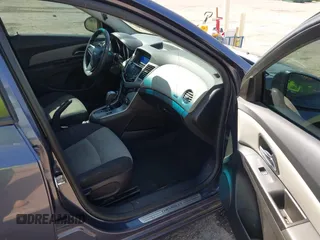 2014 Chevrolet Cruze LS with VIN 1G1PA5SH1E7344701, listed as a IAAI auction lot 42267012 with 200,909 mi miles and . Bid and sale history available at DreamBid. Image 5.