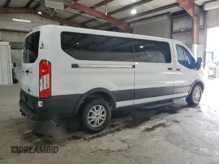 2022 Ford Transit Passenger XL z VIN 1FBAX2Y80NKA33568, wystawiony jako Copart lot #72090074 z przebiegiem 11 339 mil mil oraz Czysty tytuł • Clean title. Historia ofert i sprzedaży dostępna na DreamBid. Obrazek 3.