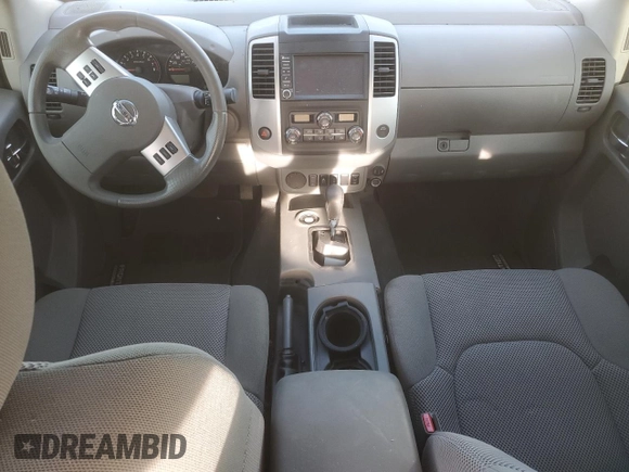 2020 Nissan Frontier SV z VIN 1N6ED0EA7LN707984, wystawiony jako Copart lot #49252205 z przebiegiem 47 629 mil mil oraz Czysty tytuł • Clean title. Historia ofert i sprzedaży dostępna na DreamBid. Obrazek 8.