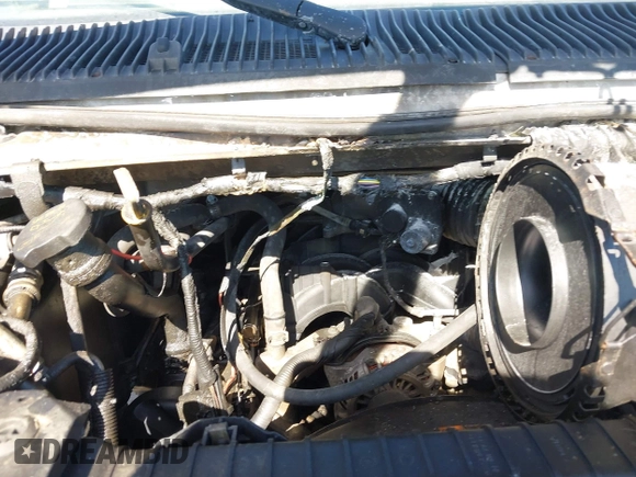 2012 Ford Econoline Passenger XL с VIN 1FBSS3BL4CDA58562, выставлен на аукционе IAAI как лот 42247230 с пробегом Не указан миль и . История ставок и продаж доступна на DreamBid. Изображение 6.